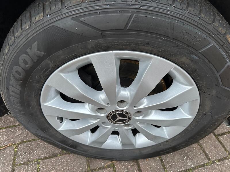 MERCEDES-BENZ VITO