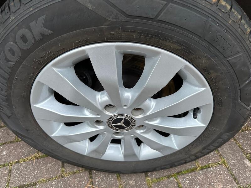 MERCEDES-BENZ VITO