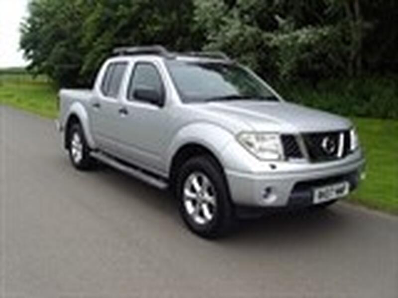 NISSAN NAVARA