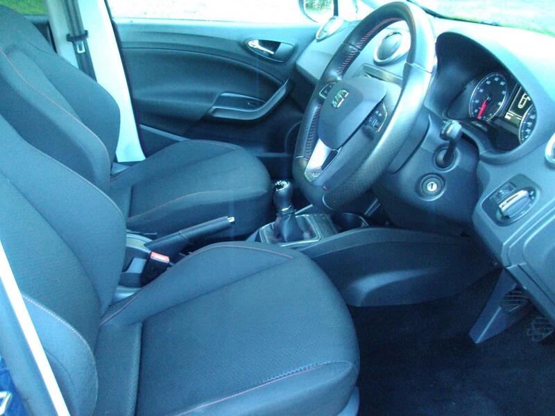 SEAT IBIZA
