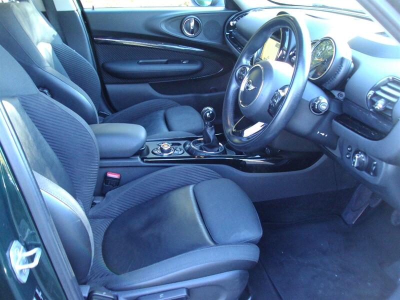 MINI CLUBMAN