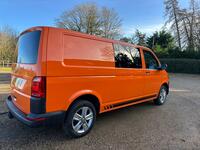 VOLKSWAGEN TRANSPORTER