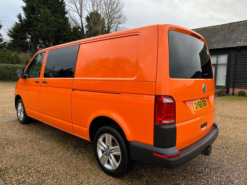 VOLKSWAGEN TRANSPORTER