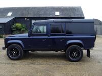 LAND ROVER DEFENDER 110