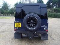 LAND ROVER DEFENDER 110