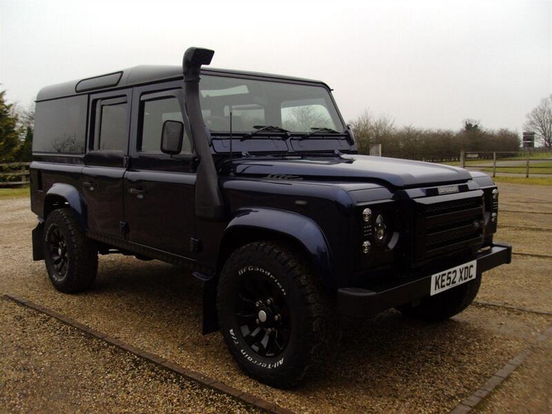 LAND ROVER DEFENDER 110