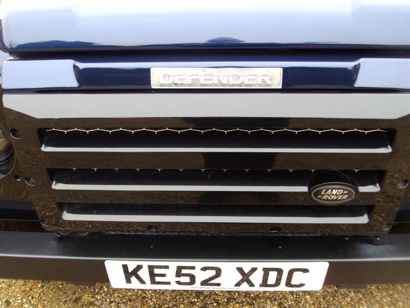 LAND ROVER DEFENDER 110