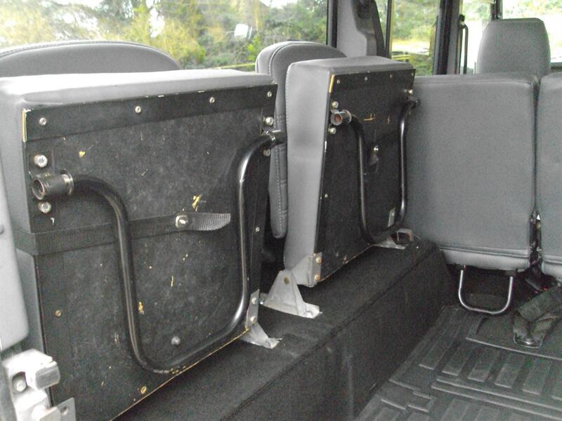 LAND ROVER DEFENDER 110