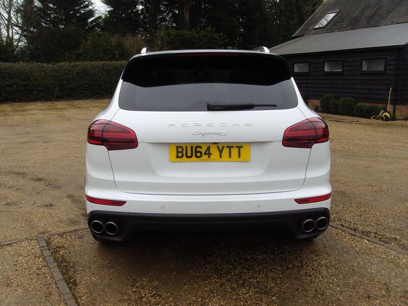 PORSCHE CAYENNE