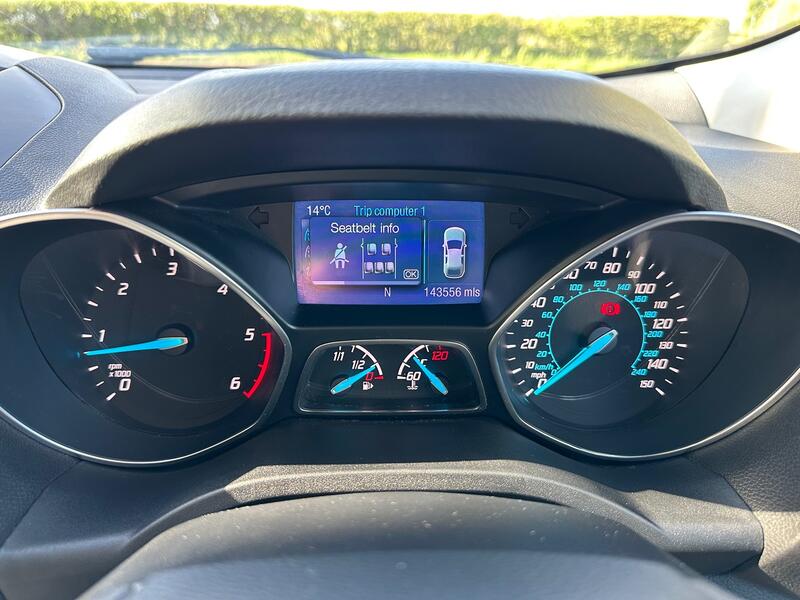 FORD KUGA