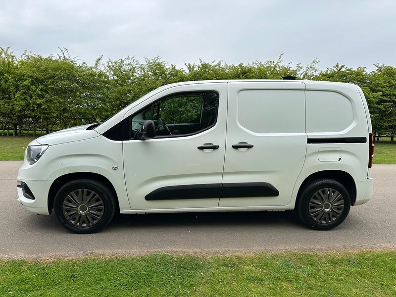 VAUXHALL COMBO