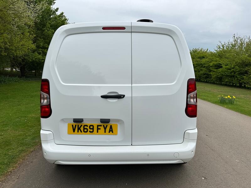 VAUXHALL COMBO
