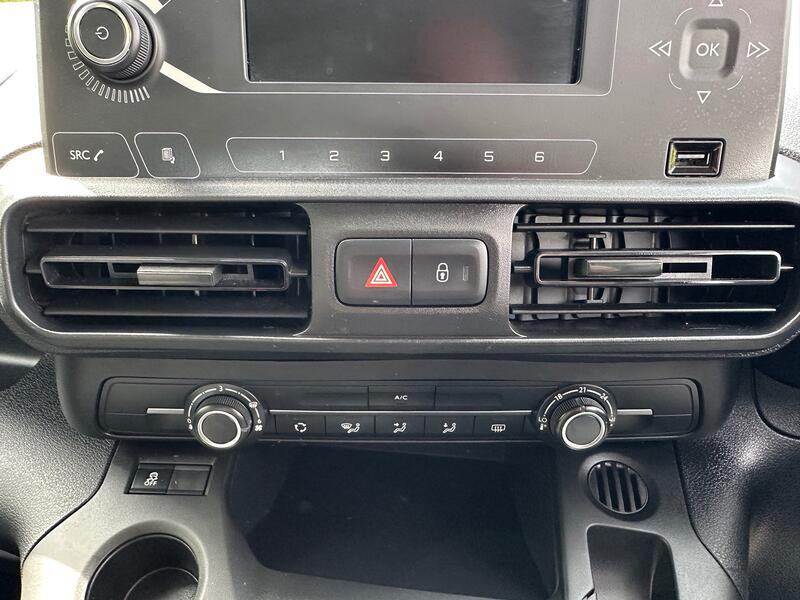 VAUXHALL COMBO LIFE