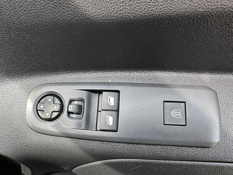 VAUXHALL COMBO LIFE
