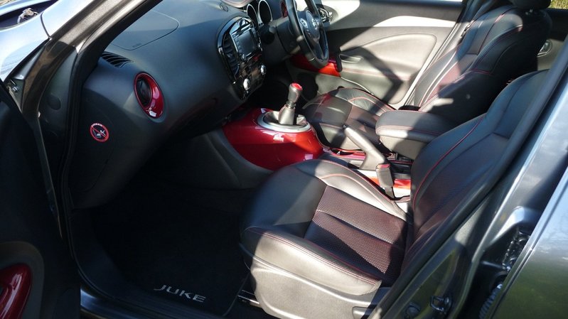 NISSAN JUKE