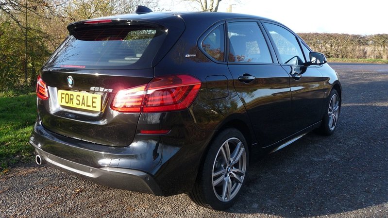 BMW 2 SERIES