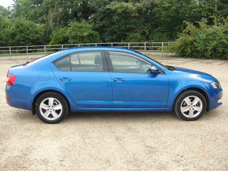 SKODA OCTAVIA