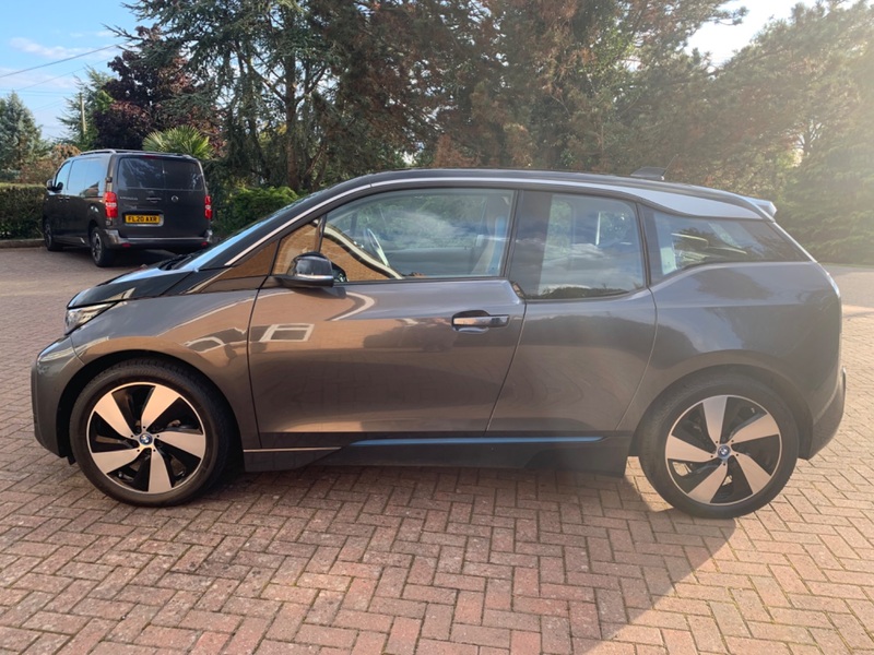 BMW I3