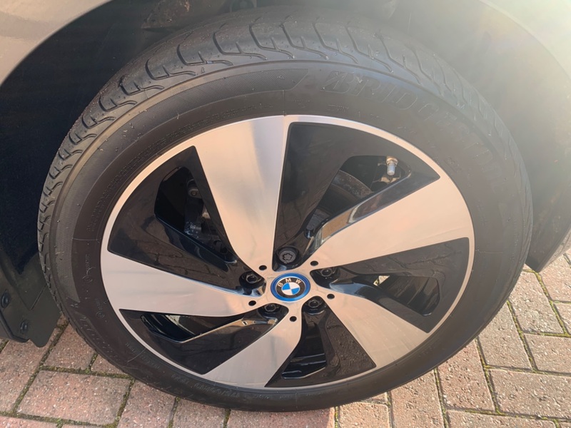 BMW I3