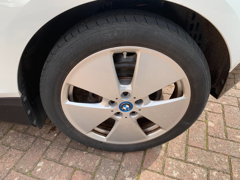 BMW I3