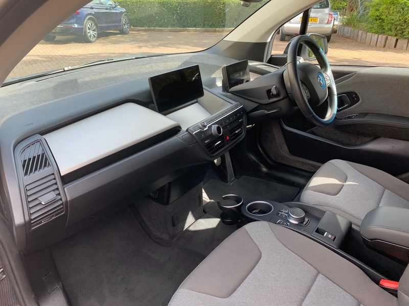 BMW I3