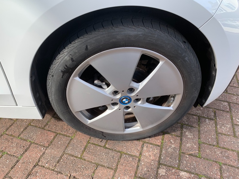 BMW I3
