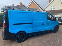 VAUXHALL VIVARO
