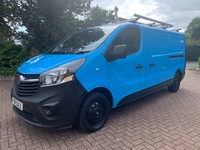 VAUXHALL VIVARO