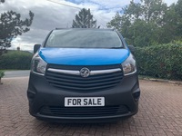 VAUXHALL VIVARO