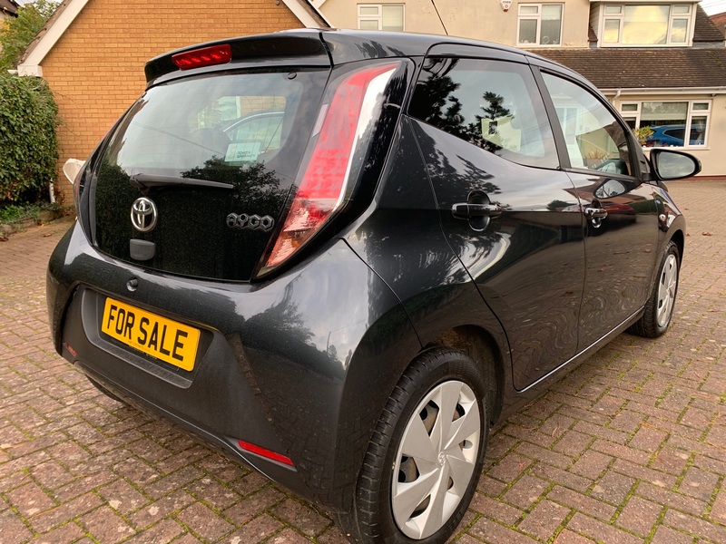 TOYOTA AYGO