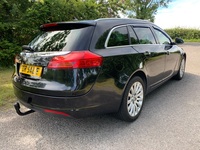 VAUXHALL INSIGNIA