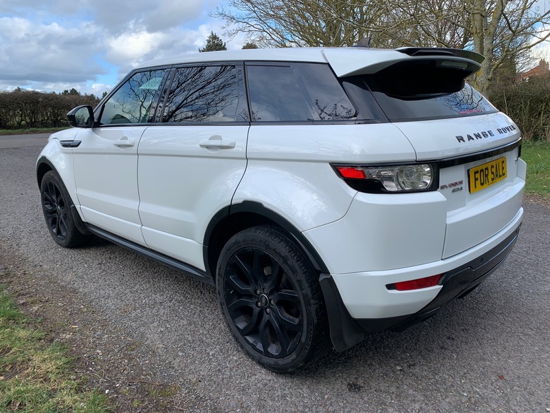LAND ROVER RANGE ROVER EVOQUE