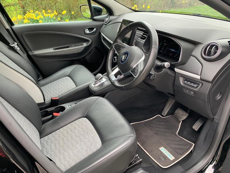 RENAULT ZOE